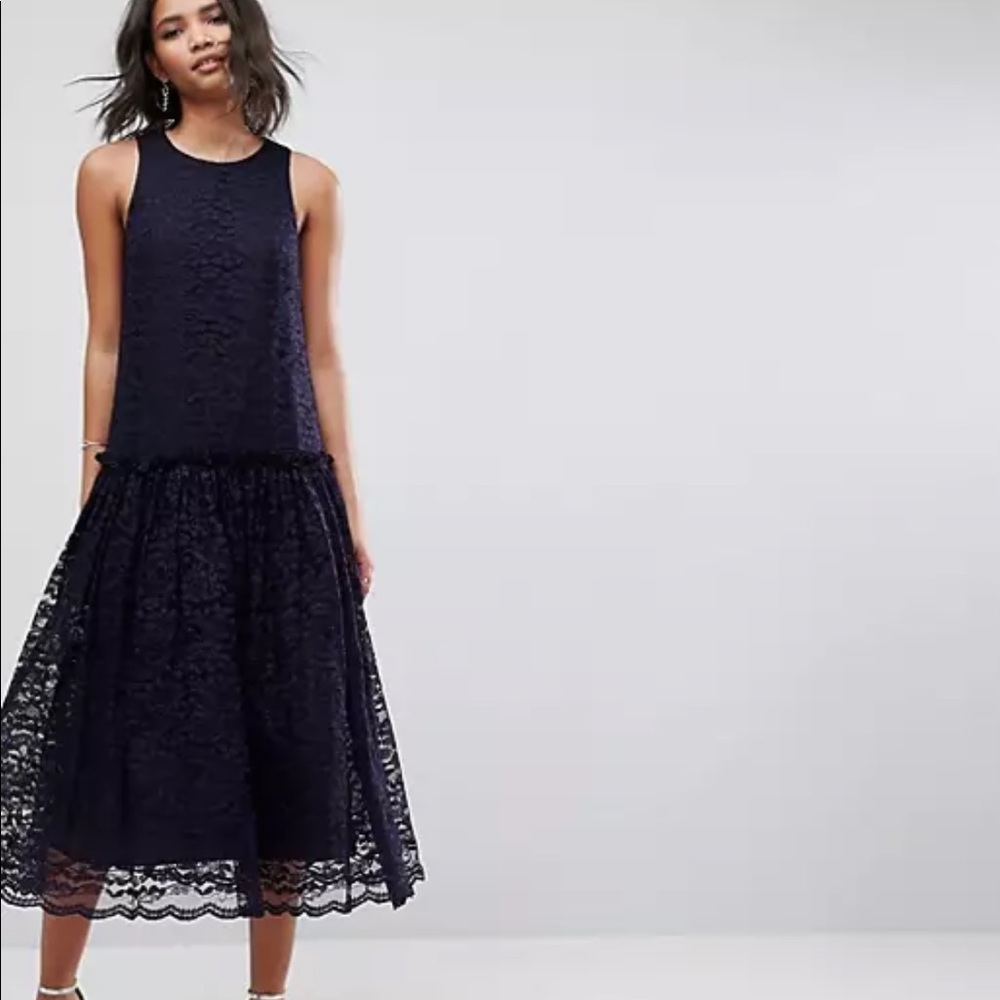 ✨🆕✨ ASOS Lace smocked dress